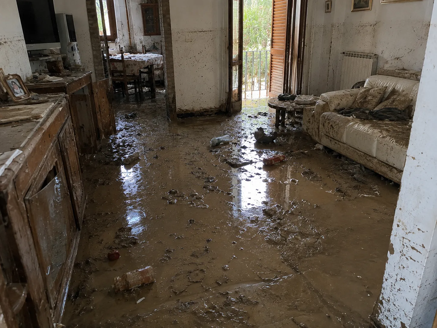 Edificio colpito da un allagamento